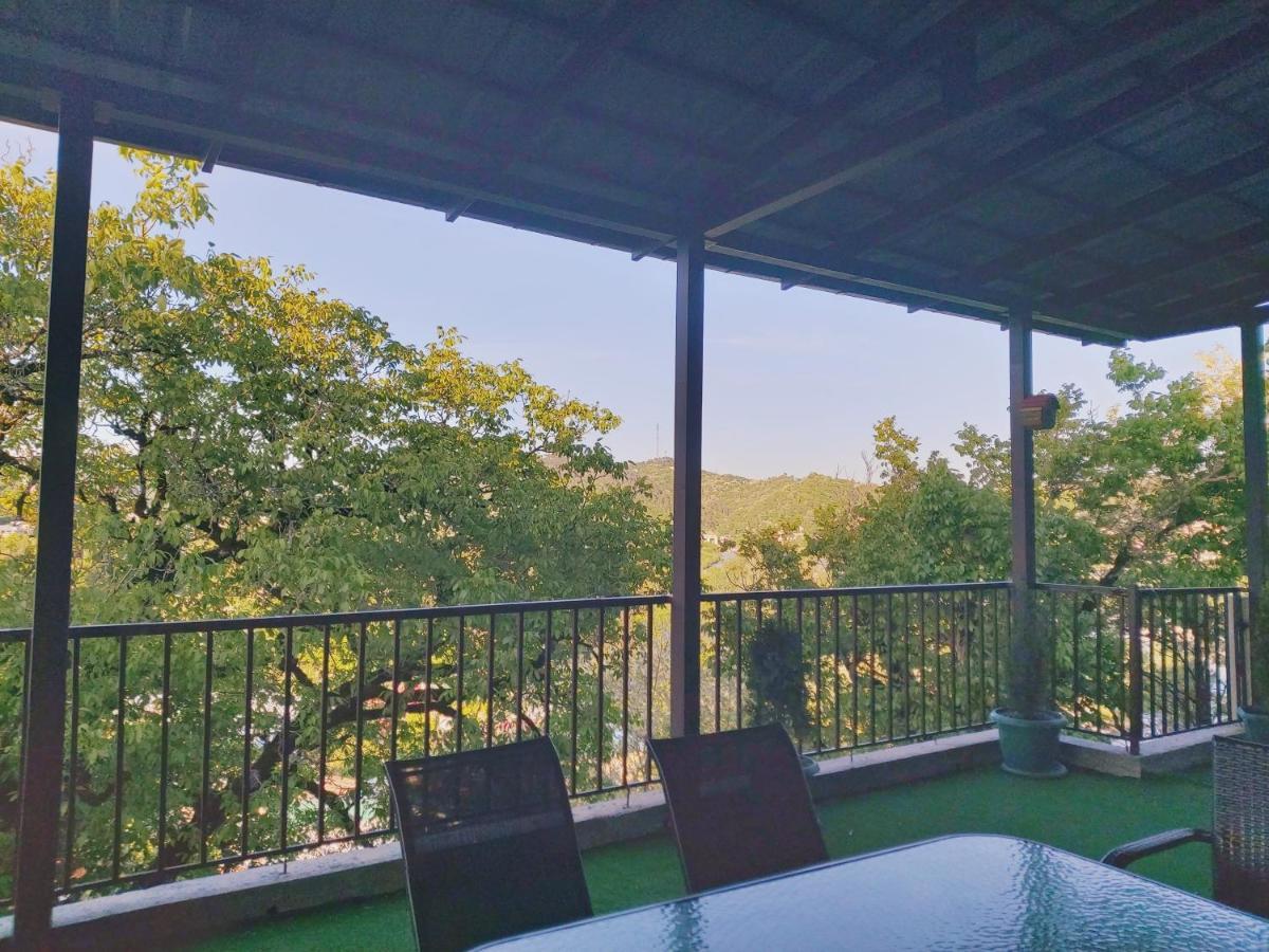 Guest House Royal Comfort With Terrace Kʼutʼaisi Exterior foto